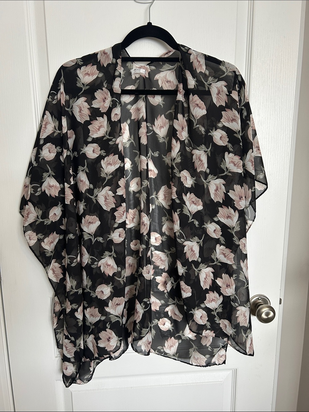 Ardene Black Sheer Kimono with Blush Floral